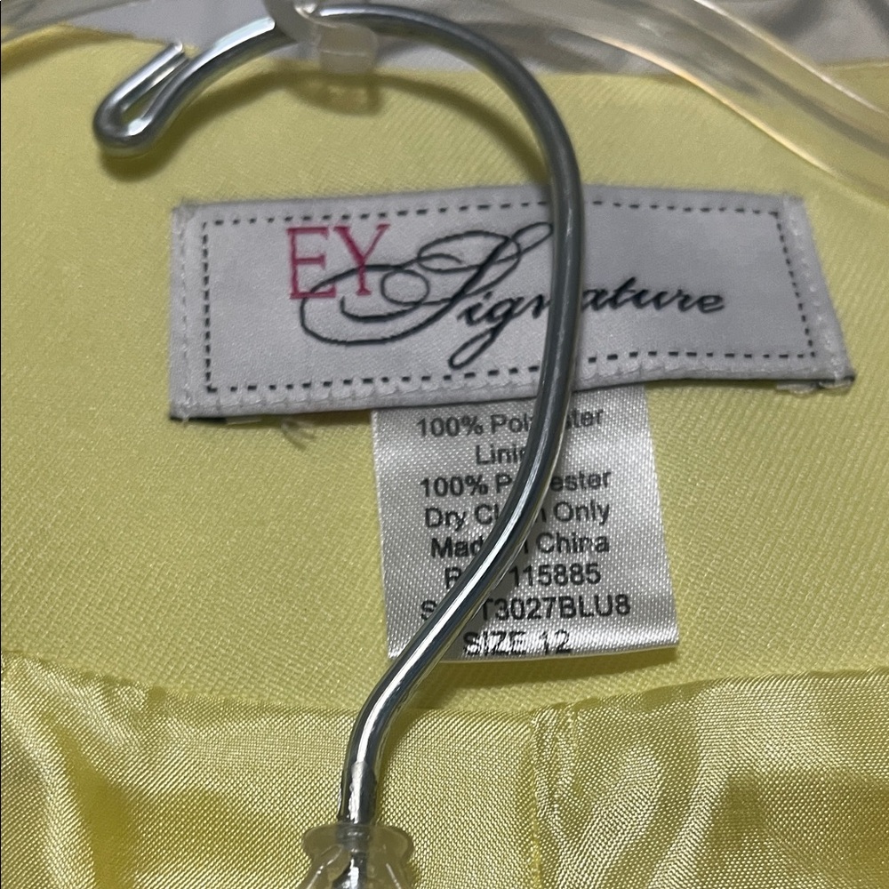 EY Boutique Pastel yellow 2 piece skirt blazer set - Picture 2 of 11
